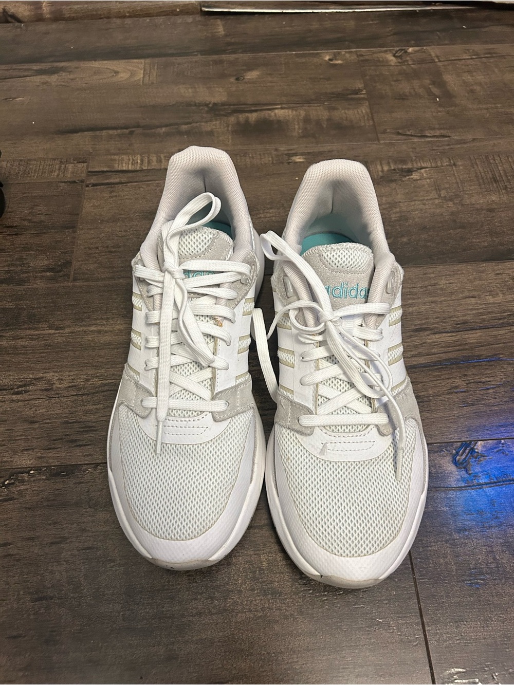 Adidas women’s run 90s